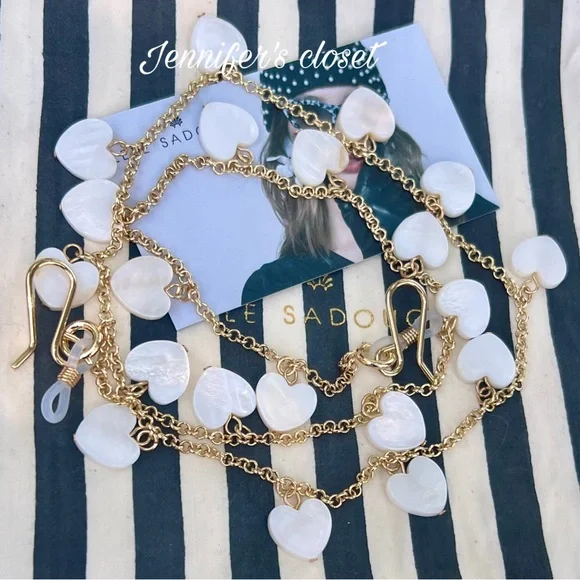 NWT 💜Lele Sadoughi Pearl Dangling Charm Sunglasses Chain - Picture 3 of 5